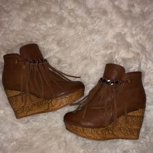 Wedge booties